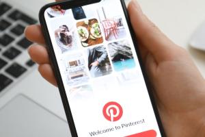 Portable affichant Pinterest